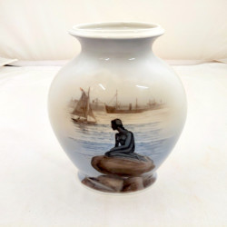Oval vase med Den lille Havfrue